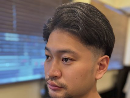 【30代〜50代男性向け】骨格に沿わせたシルエットと清潔感のあるフェード